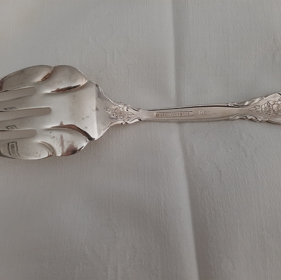 1971 Renaissance (1847 Rogers Bros) Meat Fork - Picture 4 of 4